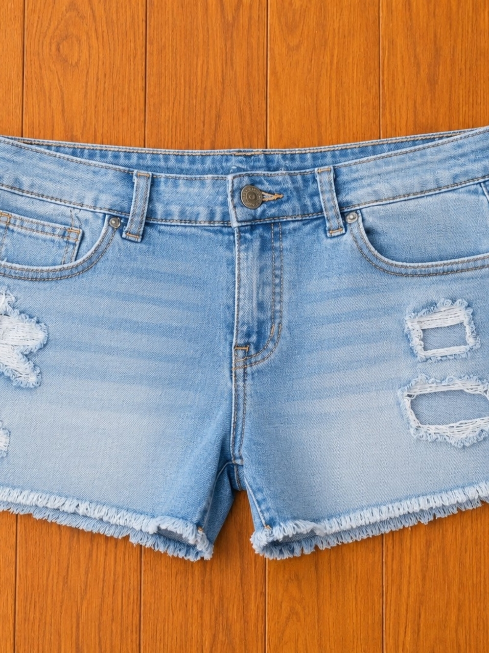Jordache Womens Distressed Denim Shorts Size 13 Light Wash Frayed Cutoff Jean